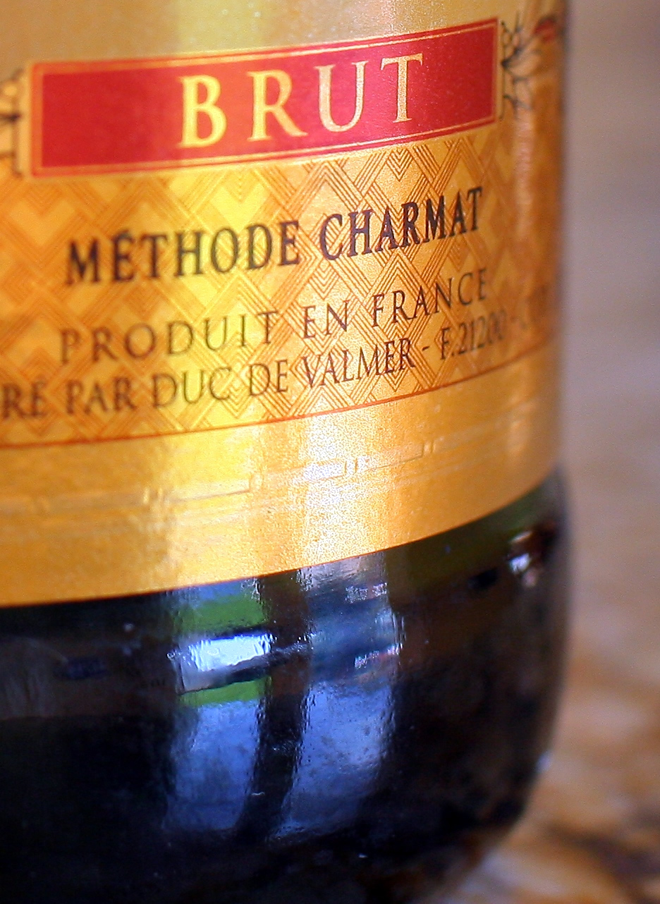 Putting the Sparkle in Sparkling Wine